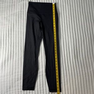 NWOT Lululemon yoga pants size 4
